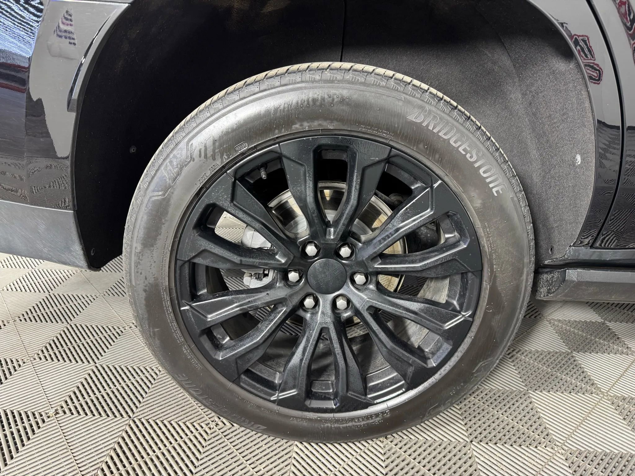 Used 2022 GMC Yukon Denali w/ Advanced Technology Package image 55