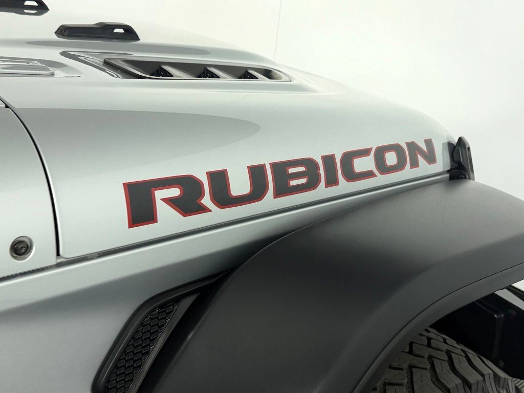 Used 2023 Jeep Gladiator Rubicon w/ LED Lighting Group AWD/4WD image 34