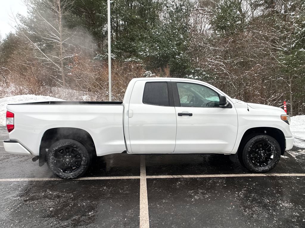 Used 2019 Toyota Tundra SR5 image 6