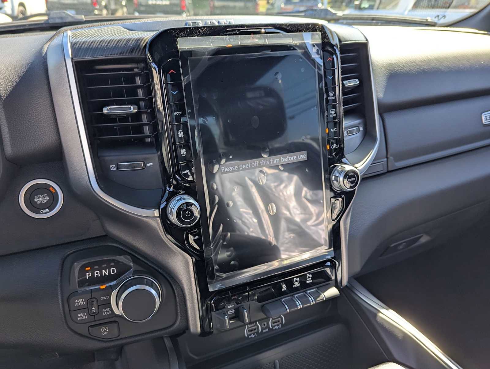 New 2026 RAM 1500 Big Horn AWD/4WD image 13