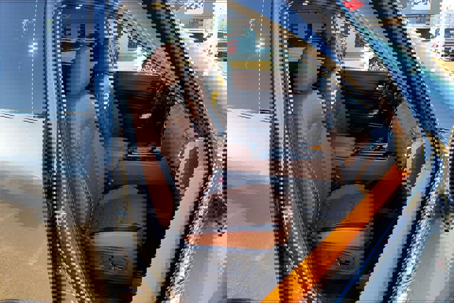 Used 2022 Nissan Pathfinder Platinum w/ Cargo Package image 8