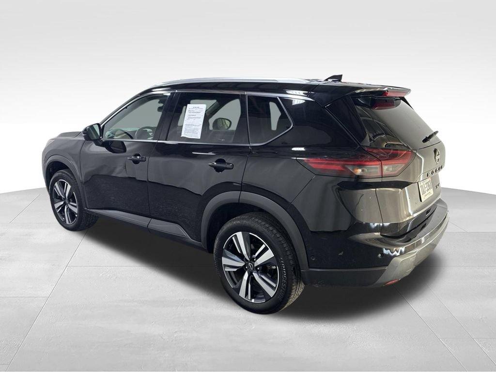 Used 2026 Nissan Rogue SL AWD/4WD image 8