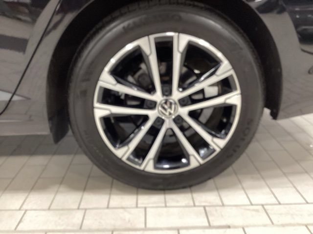Used 2026 Volkswagen Jetta Sport FWD image 24