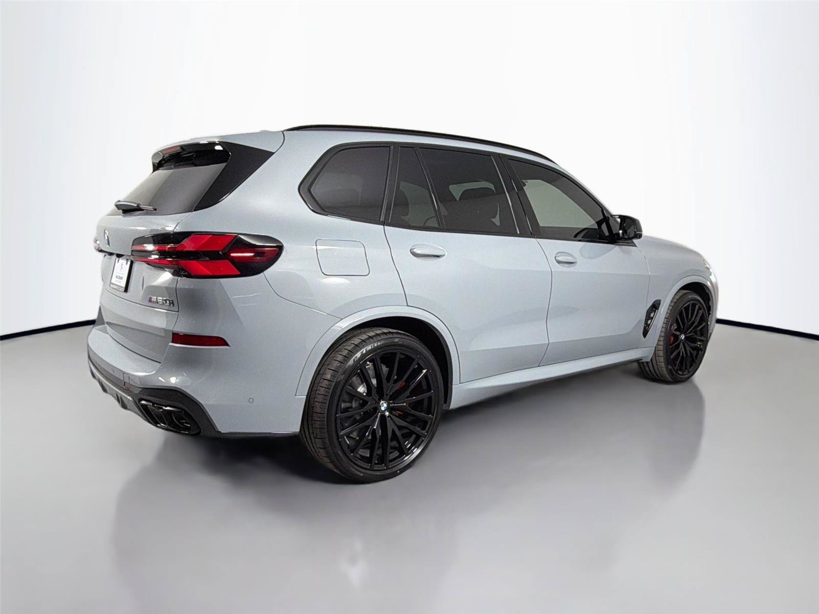 New 2026 BMW X5 M60i AWD/4WD image 10