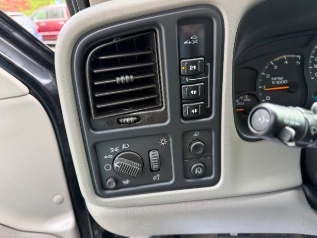 Used 2005 Chevrolet Silverado 3500 LT w/ Heavy-Duty Power Package image 22