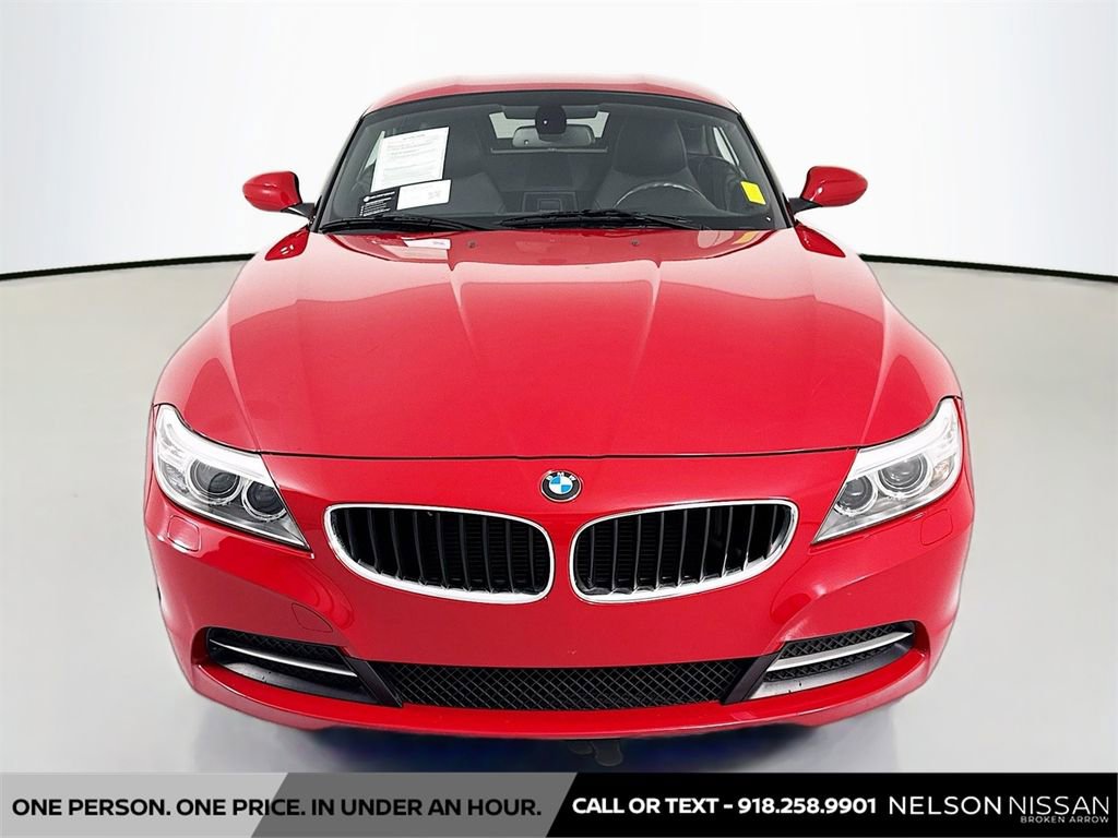 Used 2014 BMW Z4 sDrive28i image 2