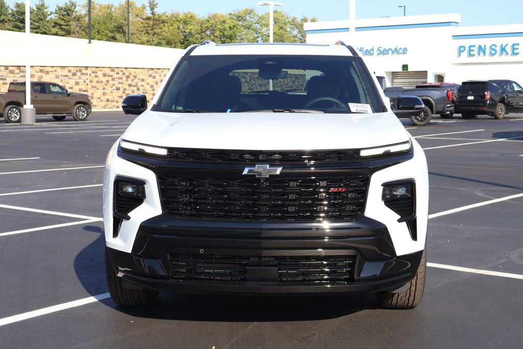 New 2026 Chevrolet Traverse RS w/ LPO, Floor Liner Package image 2