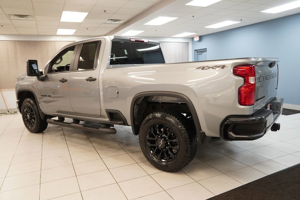 Used 2026 Chevrolet Silverado 2500 Custom w/ Custom Convenience Package image 7