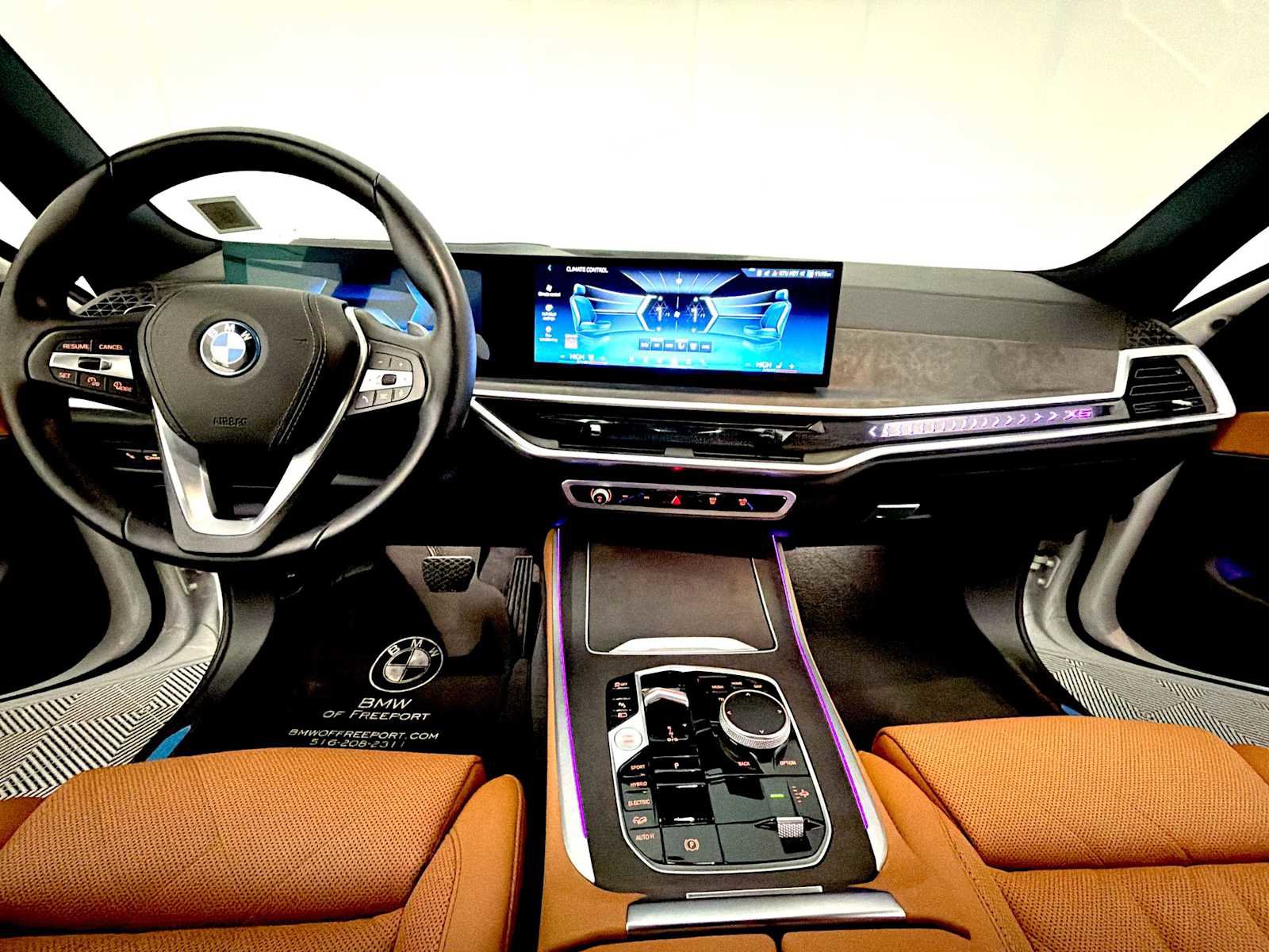 Certified 2024 BMW X5 xDrive50e w/ Premium Package image 17