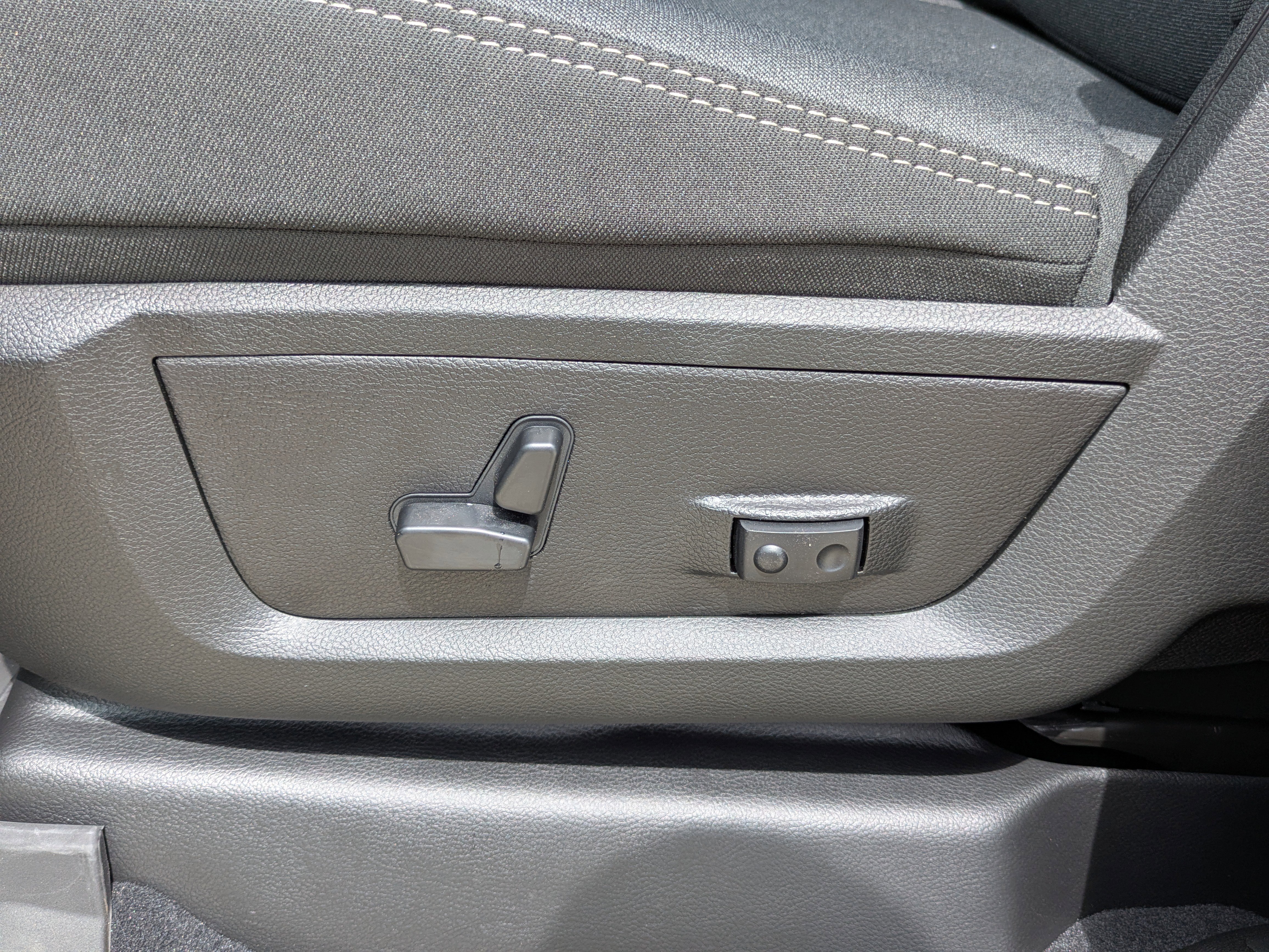 New 2026 RAM 2500 Big Horn AWD/4WD image 9