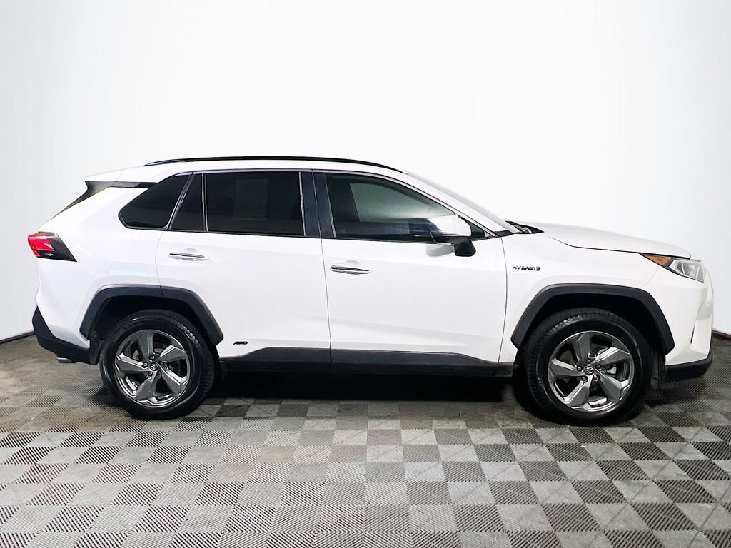 Used 2020 Toyota RAV4 Limited AWD/4WD image 8