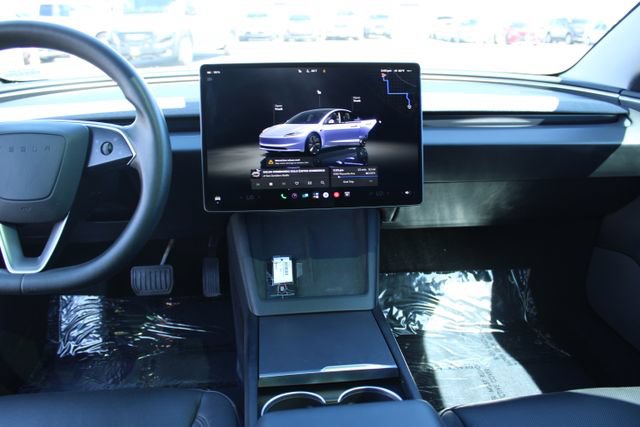 Used 2024 Tesla Model 3 Standard Range RWD image 11