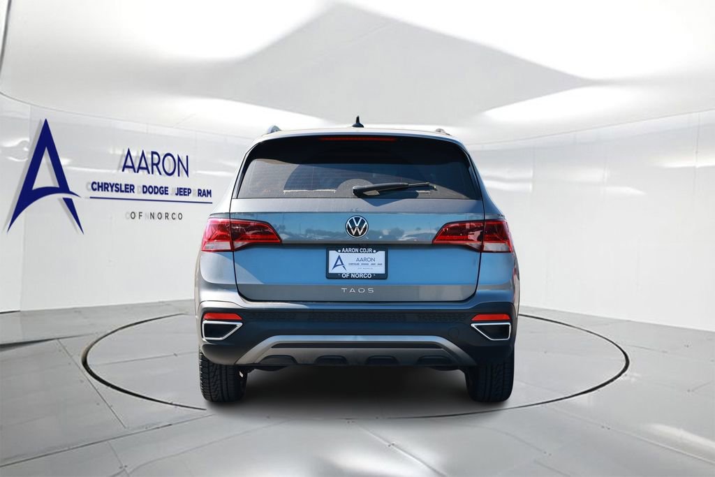 Used 2022 Volkswagen Taos S image 3