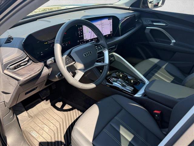 Used 2025 Audi Q5 Premium w/ Convenience Package AWD/4WD image 10