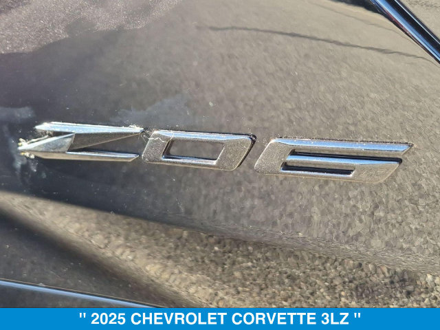 Used 2025 Chevrolet Corvette Z06 w/ Stealth Interior Trim Package RWD image 34