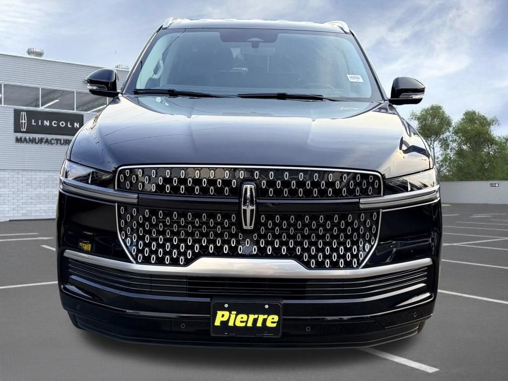 New 2027 Lincoln Navigator L Premier AWD/4WD image 5