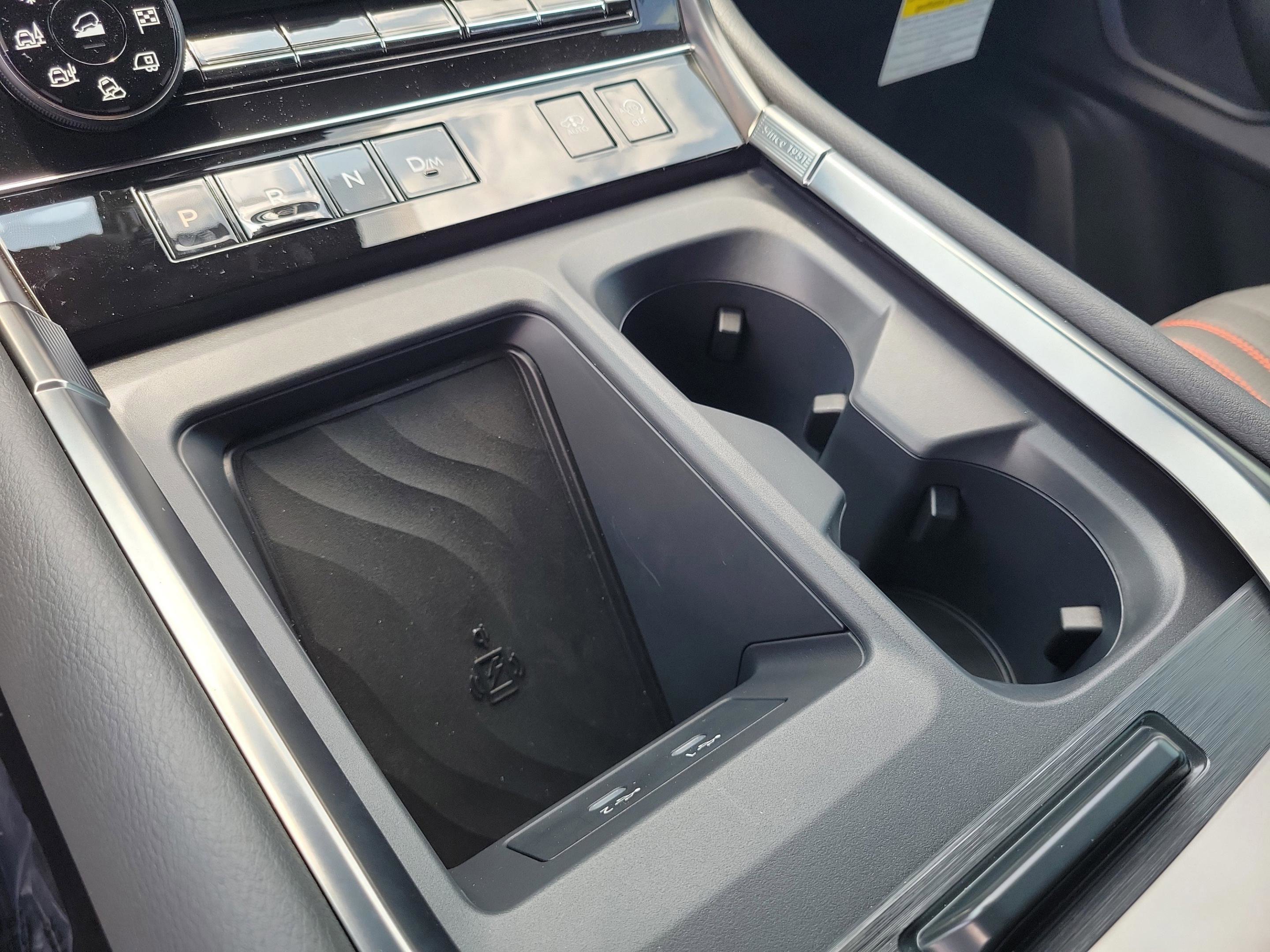 New 2025 Nissan Armada PRO-4X image 35