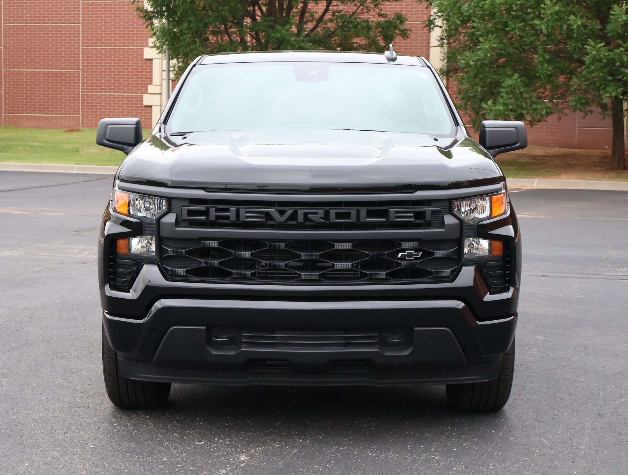 New 2026 Chevrolet Silverado 1500 Custom w/ LPO, Dark Essentials Package AWD/4WD image 26