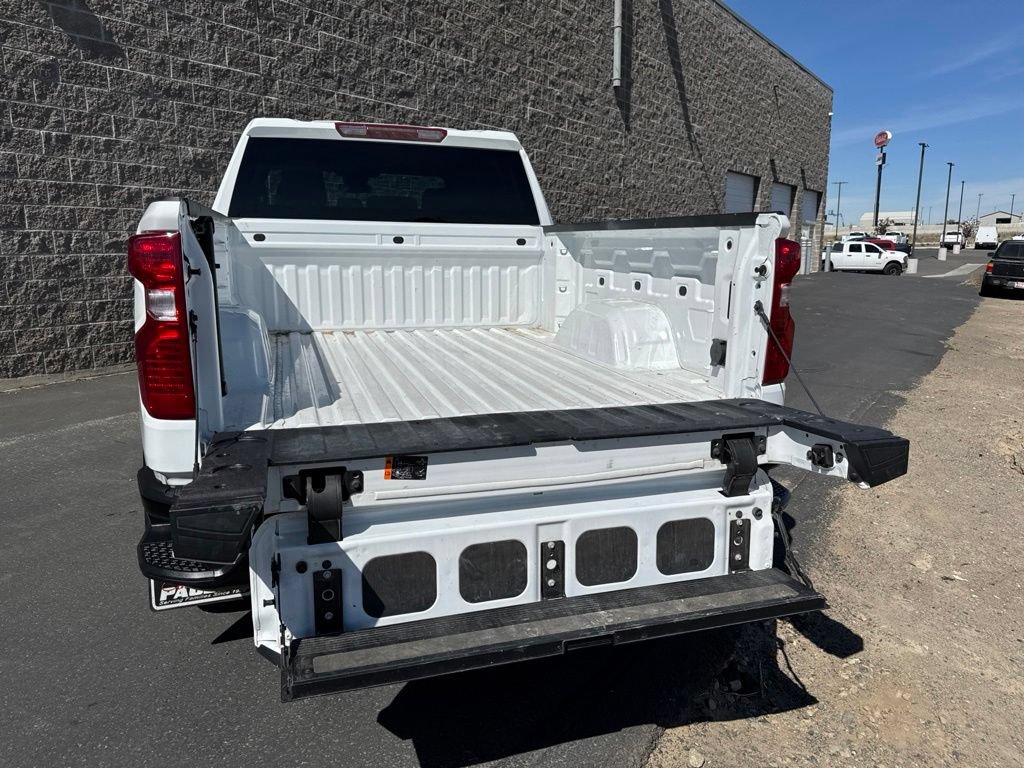 Used 2024 Chevrolet Silverado 1500 Custom Trail Boss w/ LPO, Dark Essentials Package AWD/4WD image 15