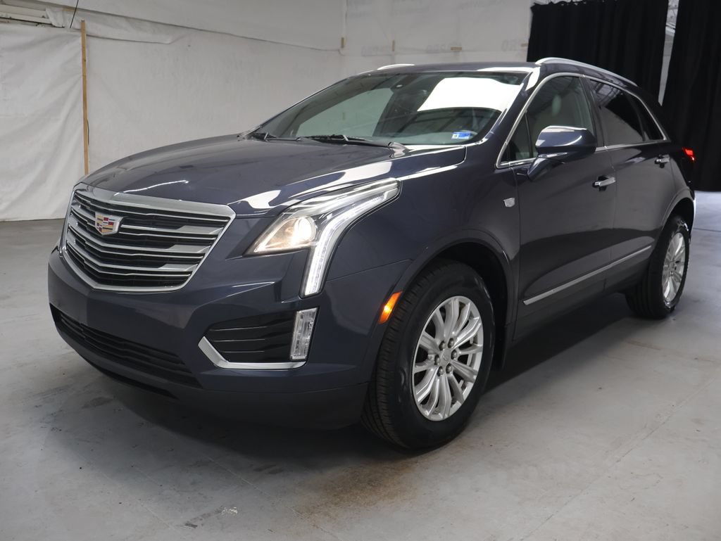 Used 2018 Cadillac XT5 FWD image 3