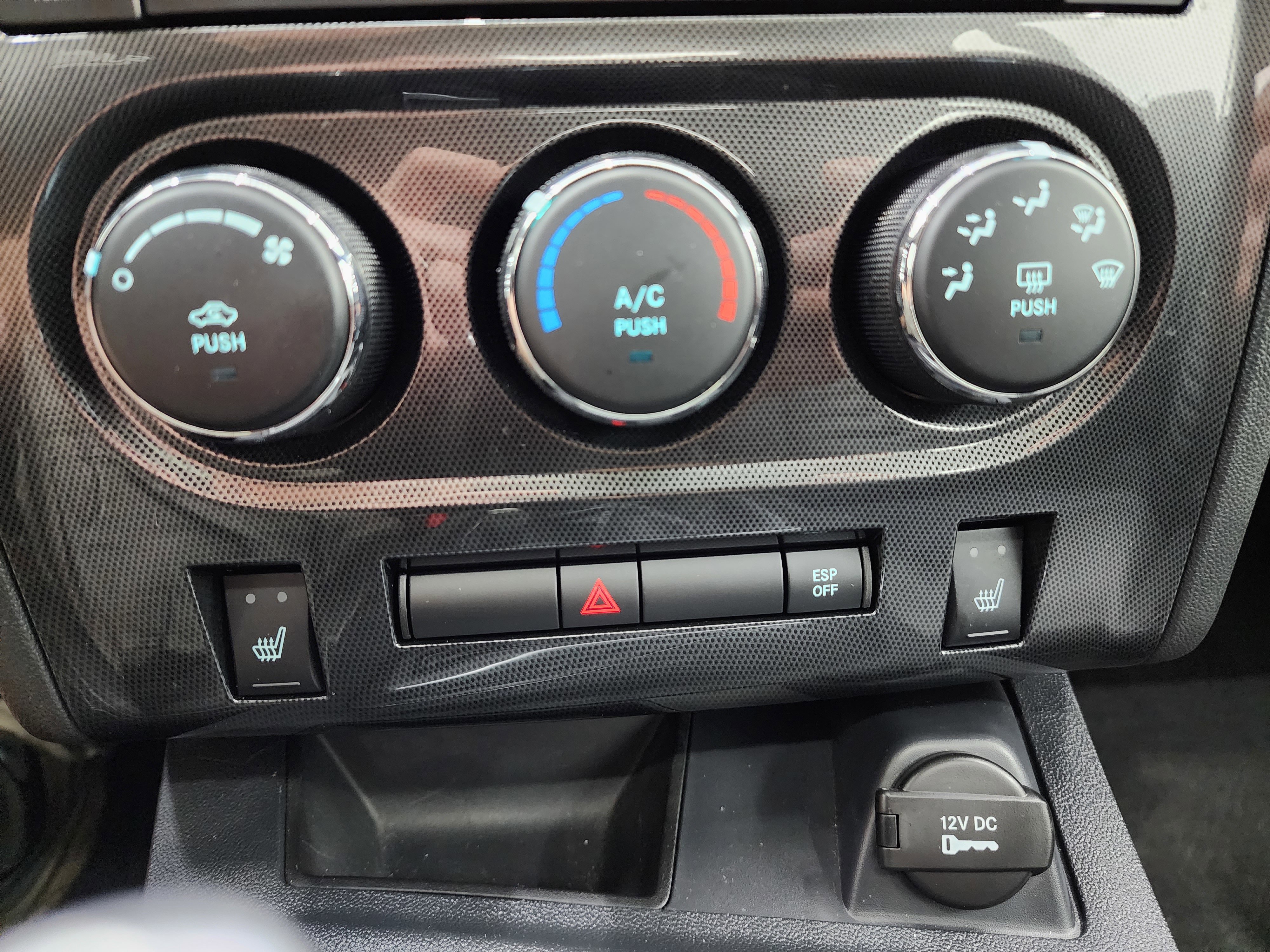 Used 2010 Dodge Challenger R/T RWD image 15