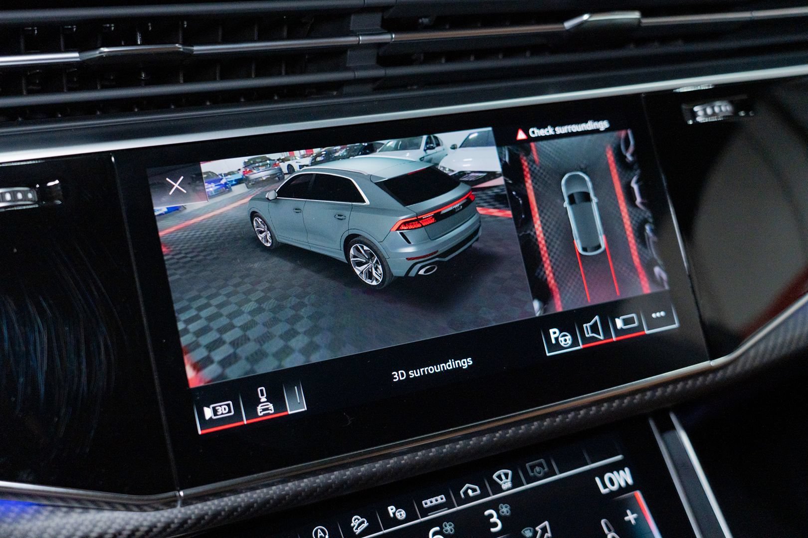 Used 2023 Audi RS Q8 AWD/4WD image 57