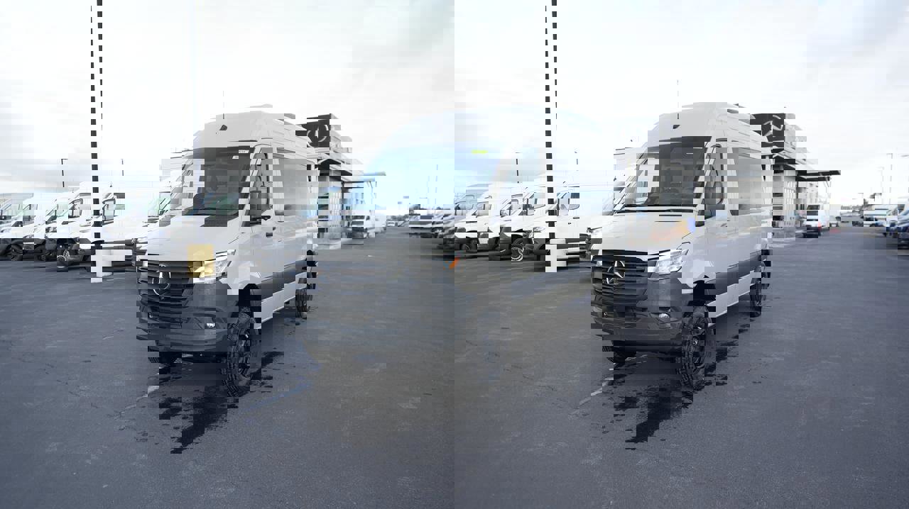 New 2026 Mercedes-Benz Sprinter 2500 image 1