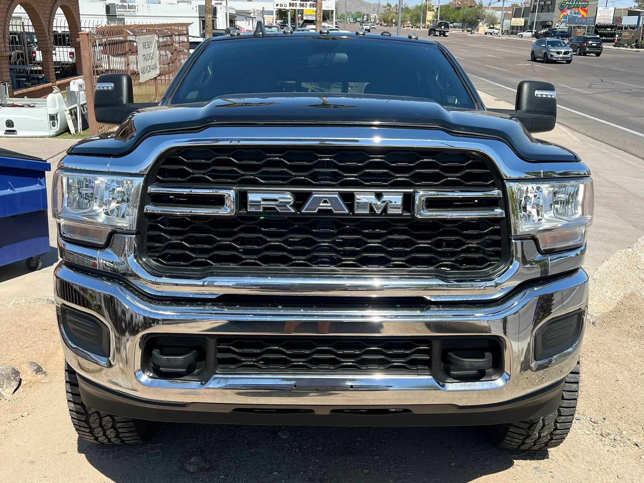 Used 2024 RAM 2500 Tradesman w/ Chrome Appearance Group AWD/4WD image 4