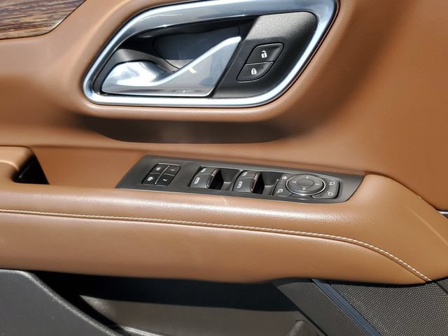 Used 2021 Chevrolet Suburban High Country AWD/4WD image 23