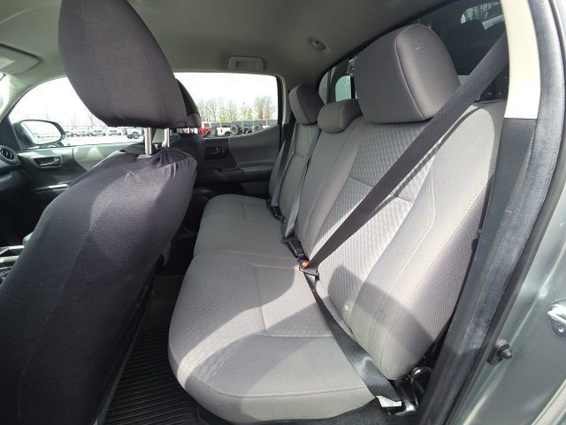 Used 2022 Toyota Tacoma SR image 16