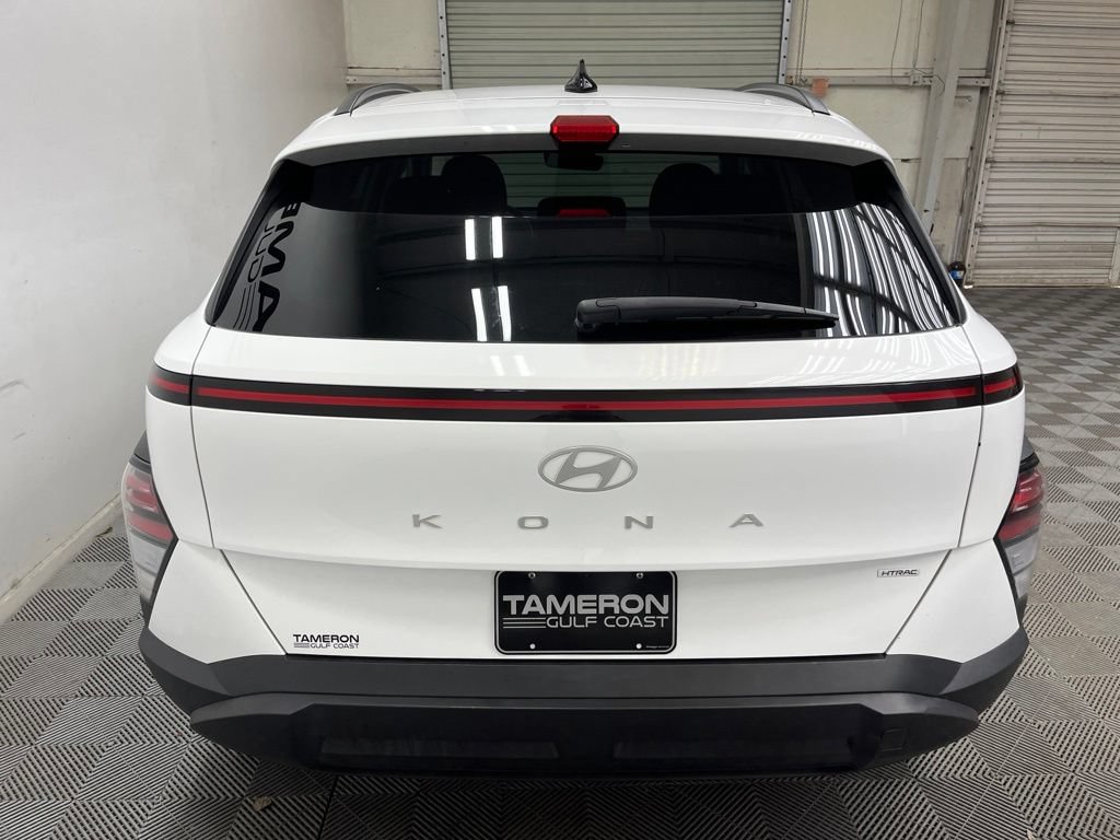 Used 2024 Hyundai Kona SEL AWD/4WD image 10