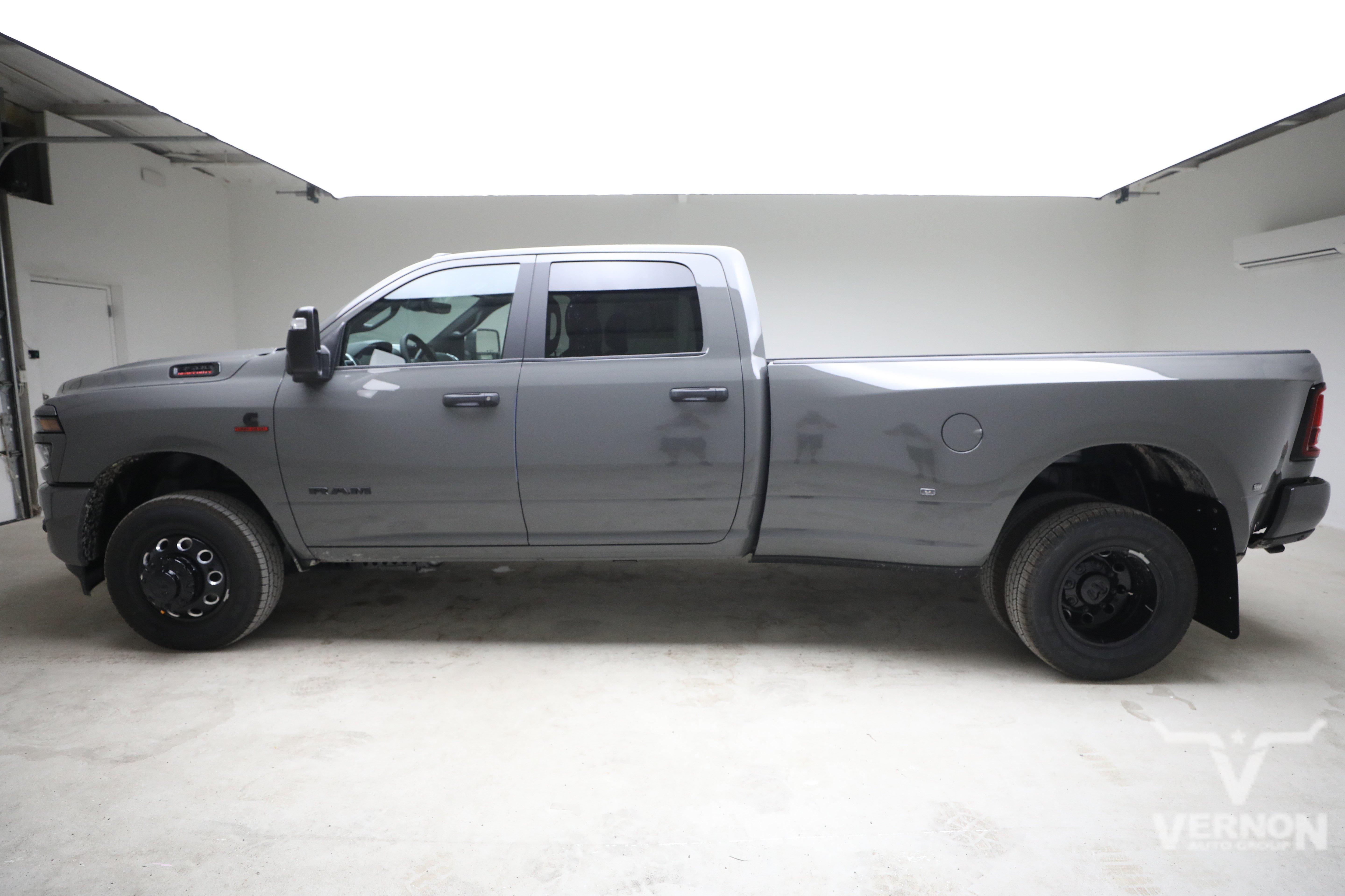 New 2027 RAM 3500 Lone Star AWD/4WD image 2