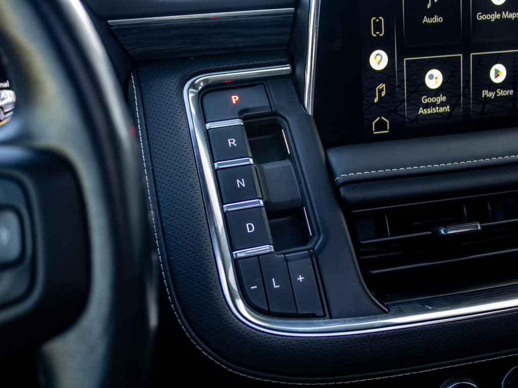 Used 2022 GMC Yukon XL SLT w/ SLT Premium Package image 34