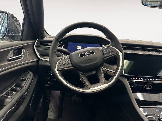 New 2026 Jeep Grand Cherokee Limited image 12