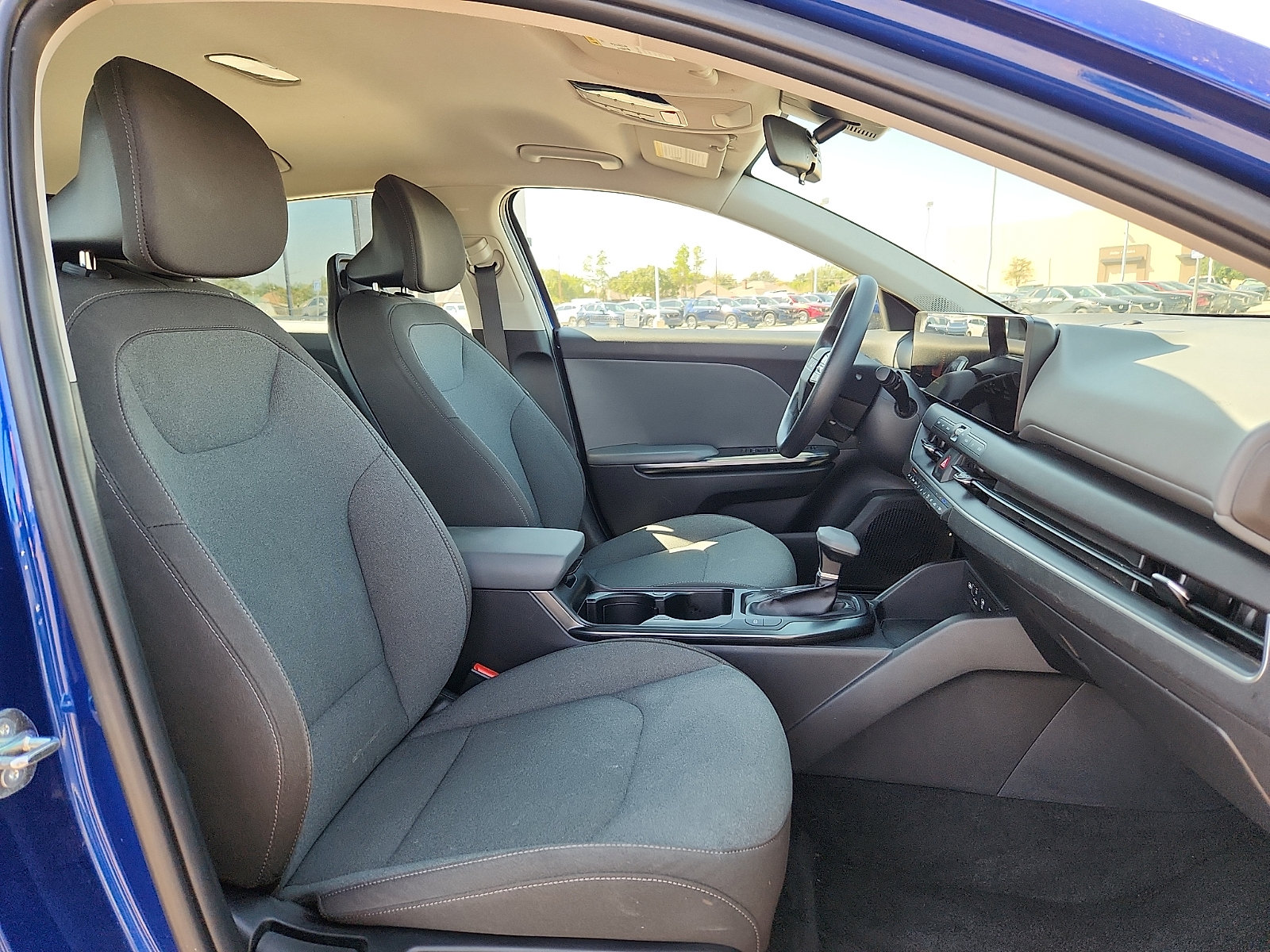 Used 2025 Kia K4 FWD image 14