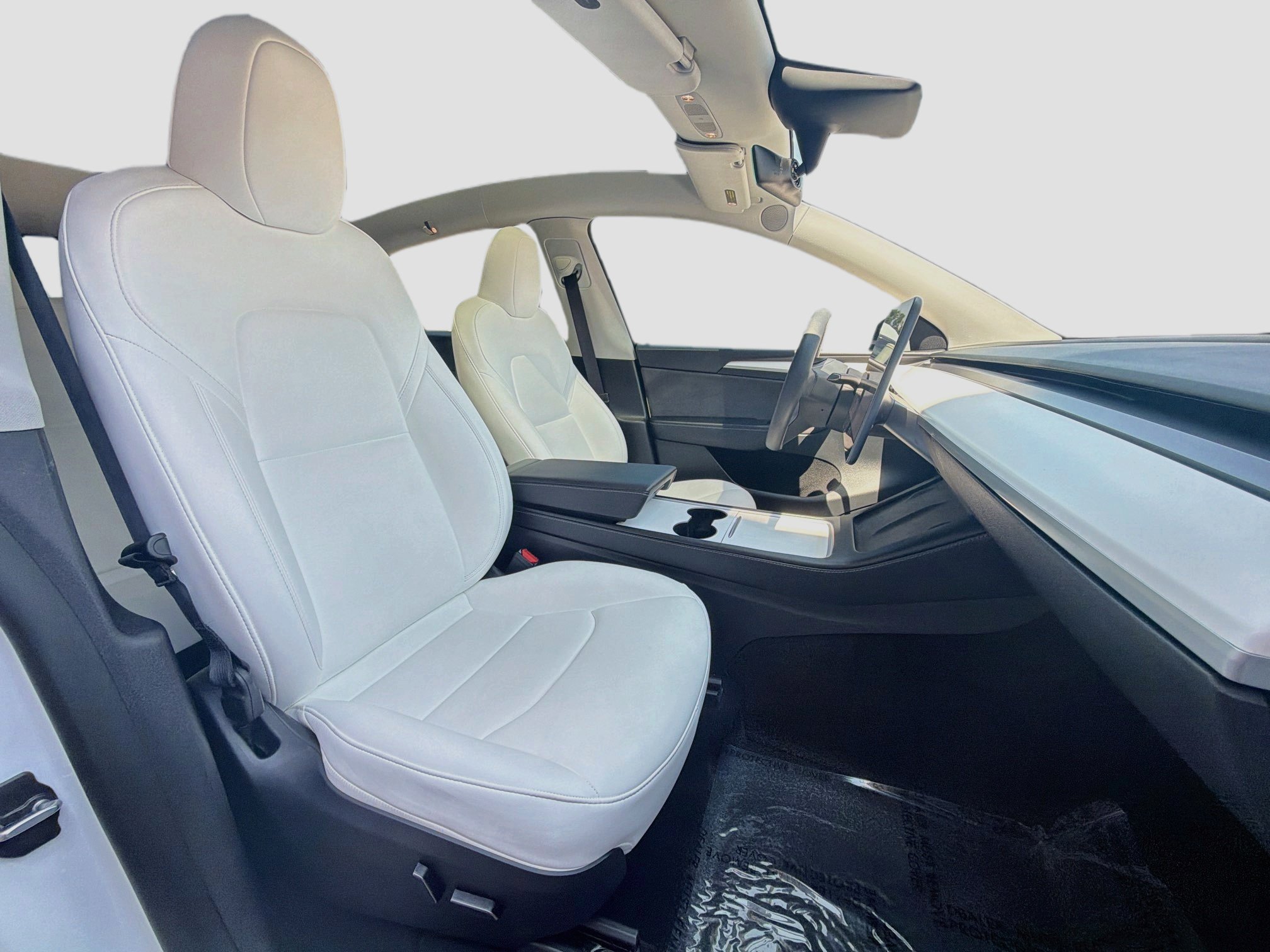 Used 2023 Tesla Model Y Long Range AWD/4WD image 32