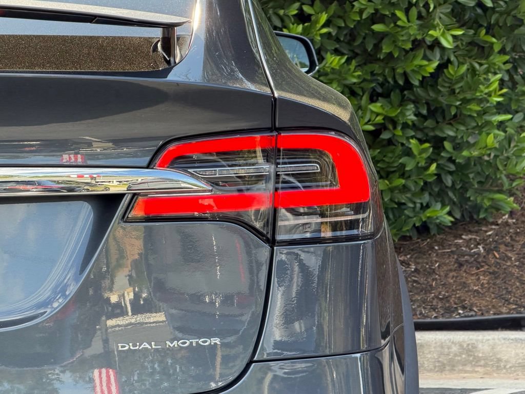 Used 2020 Tesla Model X Long Range AWD/4WD image 16