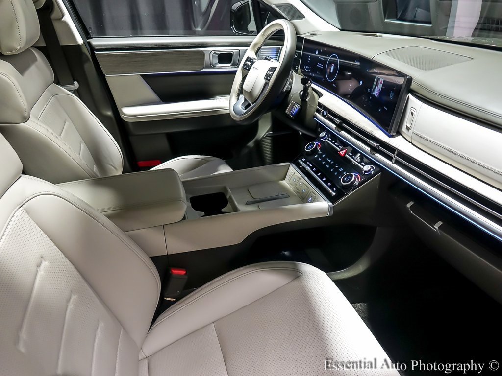 Used 2025 Hyundai Santa Fe Calligraphy image 38