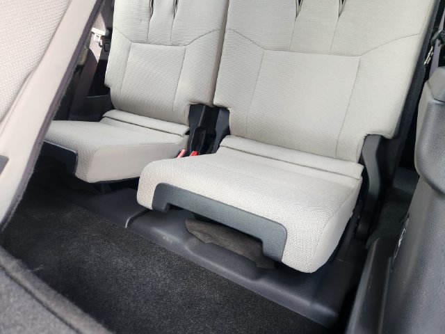Certified 2025 Toyota 4Runner SR5 AWD/4WD image 30
