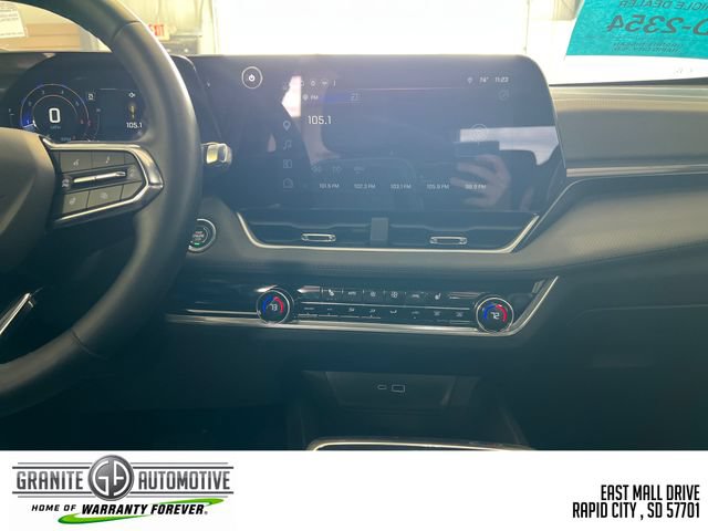 Used 2026 Chevrolet Equinox LT w/ Convenience Package II AWD/4WD image 18