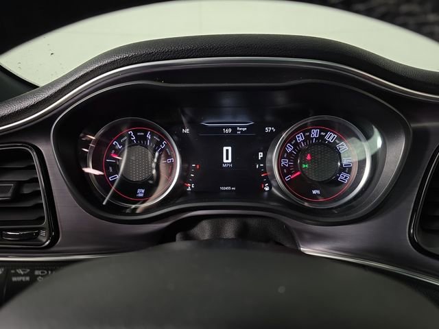 Used 2017 Dodge Challenger SXT image 11