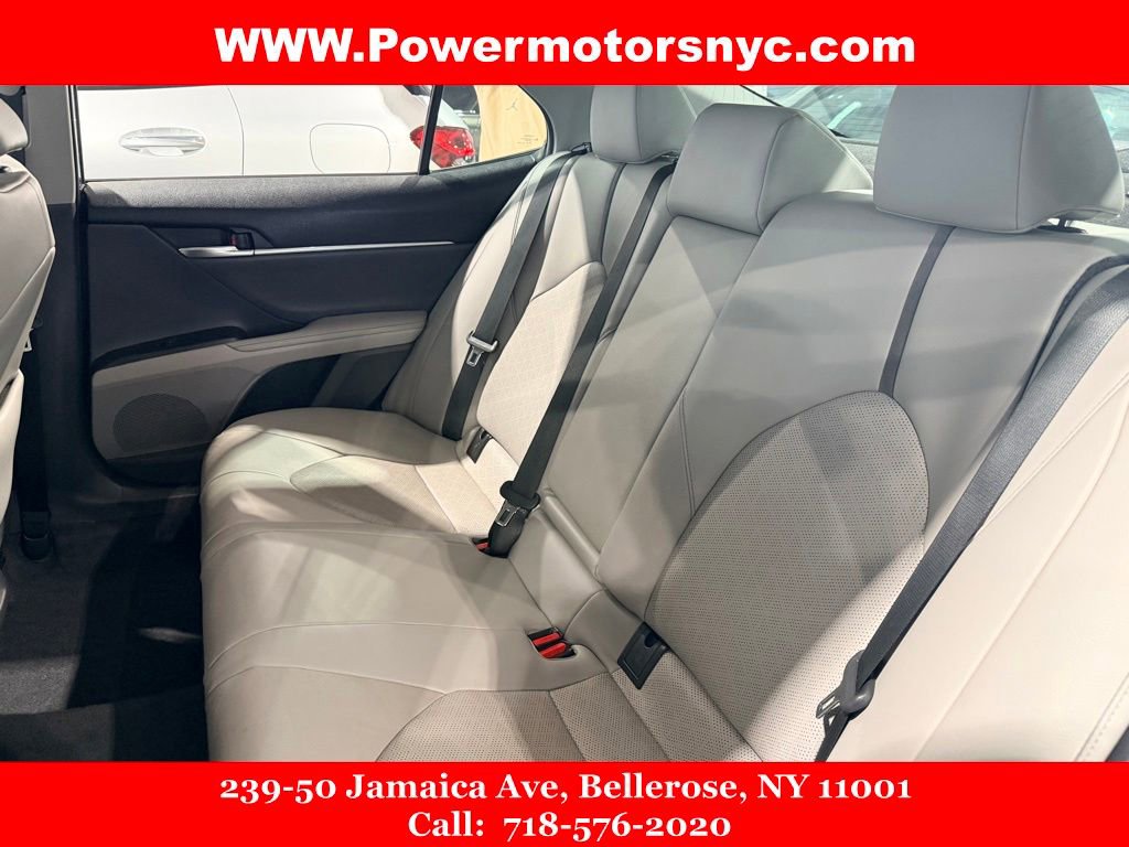 Used 2022 Toyota Camry XSE w/ Cold Weather Package FWD image 23