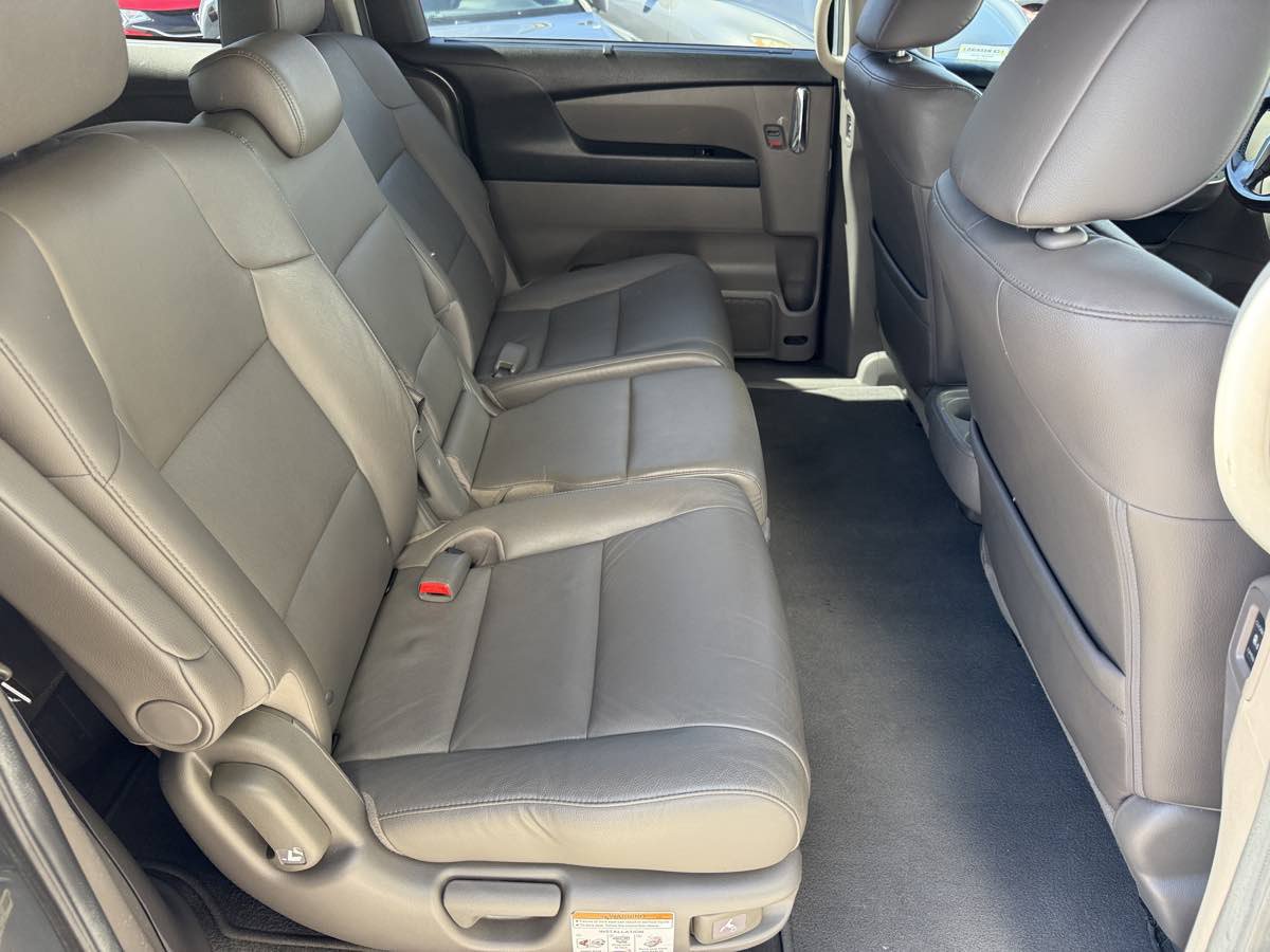 Used 2016 Honda Odyssey EX-L image 18