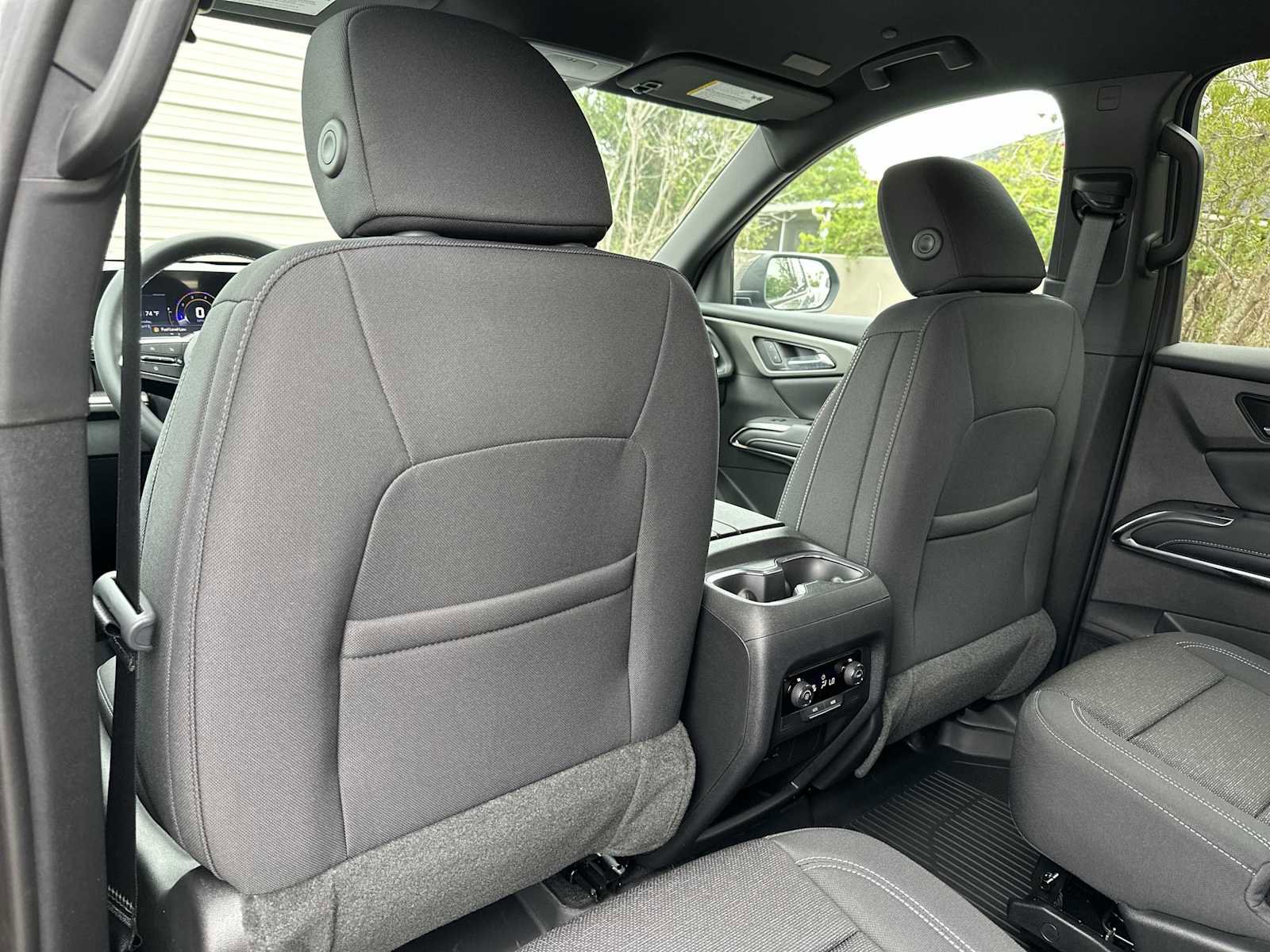 New 2026 Chevrolet Traverse LT image 17