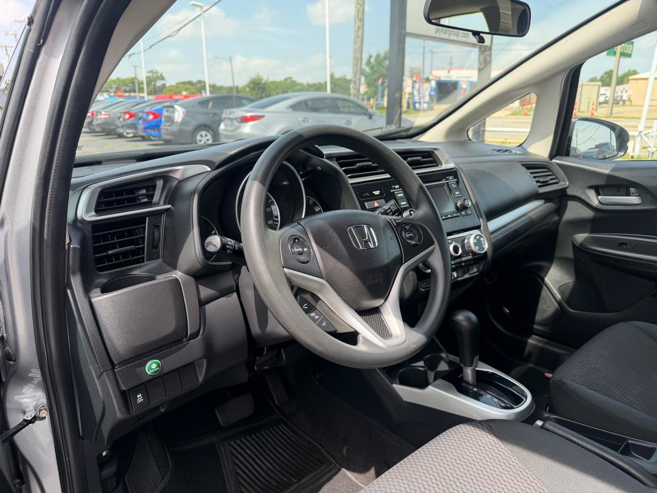 Used 2020 Honda Fit LX image 9