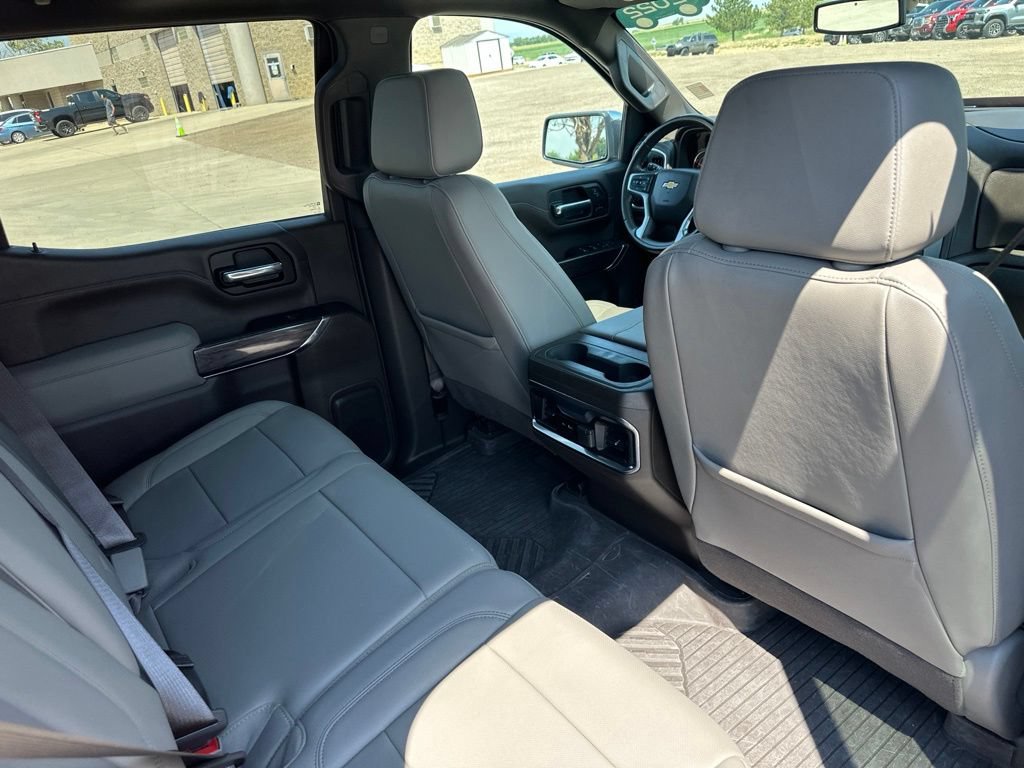 Certified 2022 Chevrolet Silverado 1500 LTZ w/ LTZ Premium Package AWD/4WD image 24