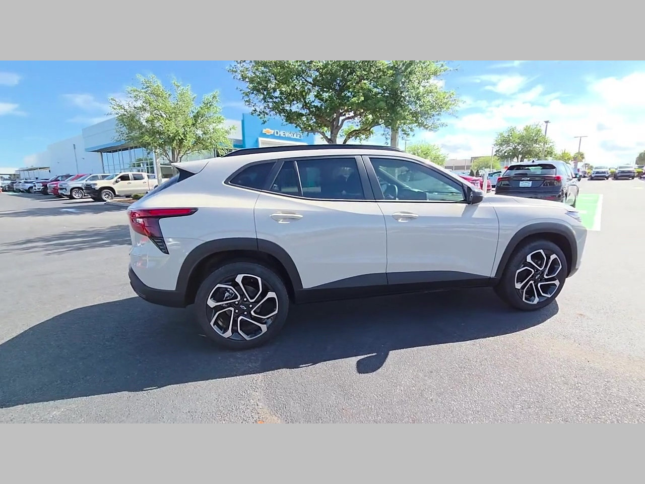 New 2026 Chevrolet Trax RS w/ Sunroof Package image 20