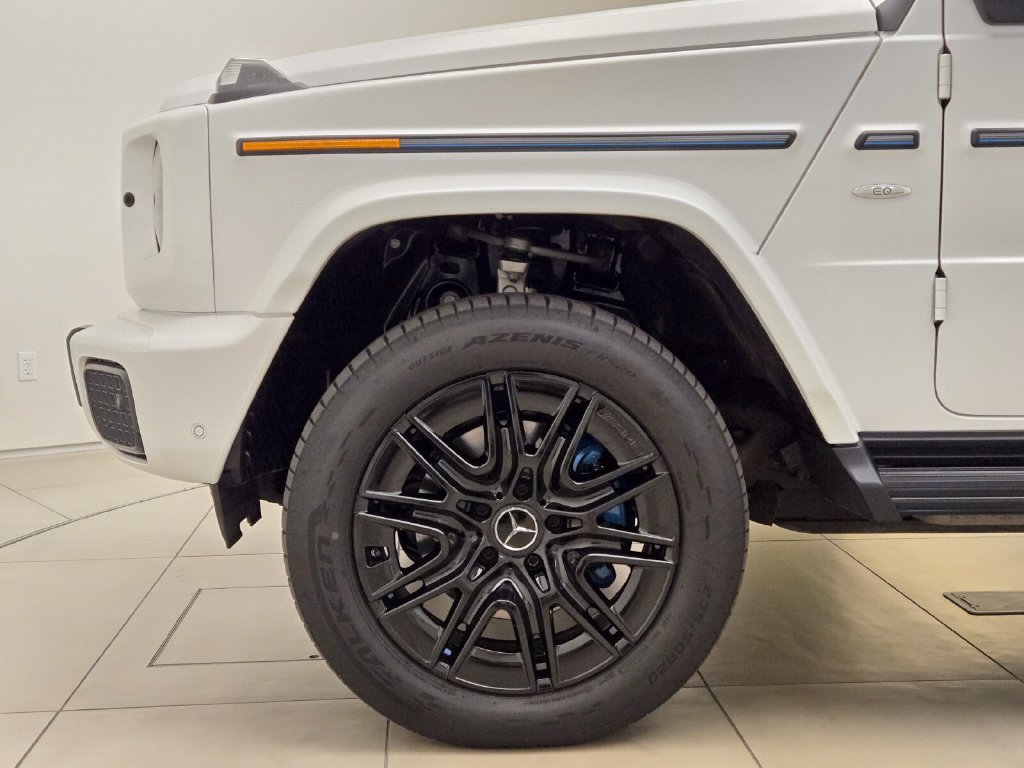 Used 2025 Mercedes-Benz G 580 w/ EQ Technology image 13