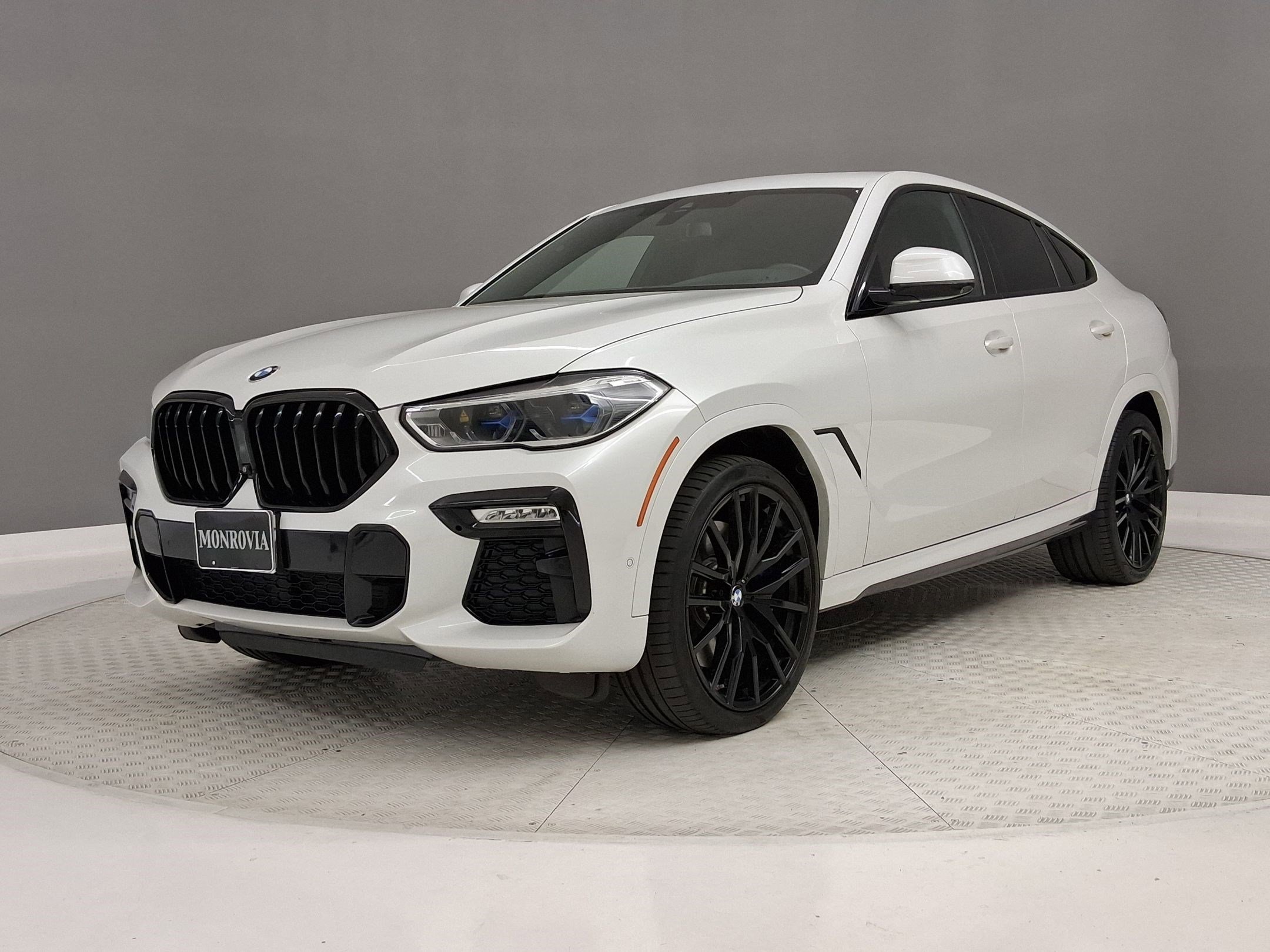 Used 2020 BMW X6 sDrive40i w/ M Sport Package image 38