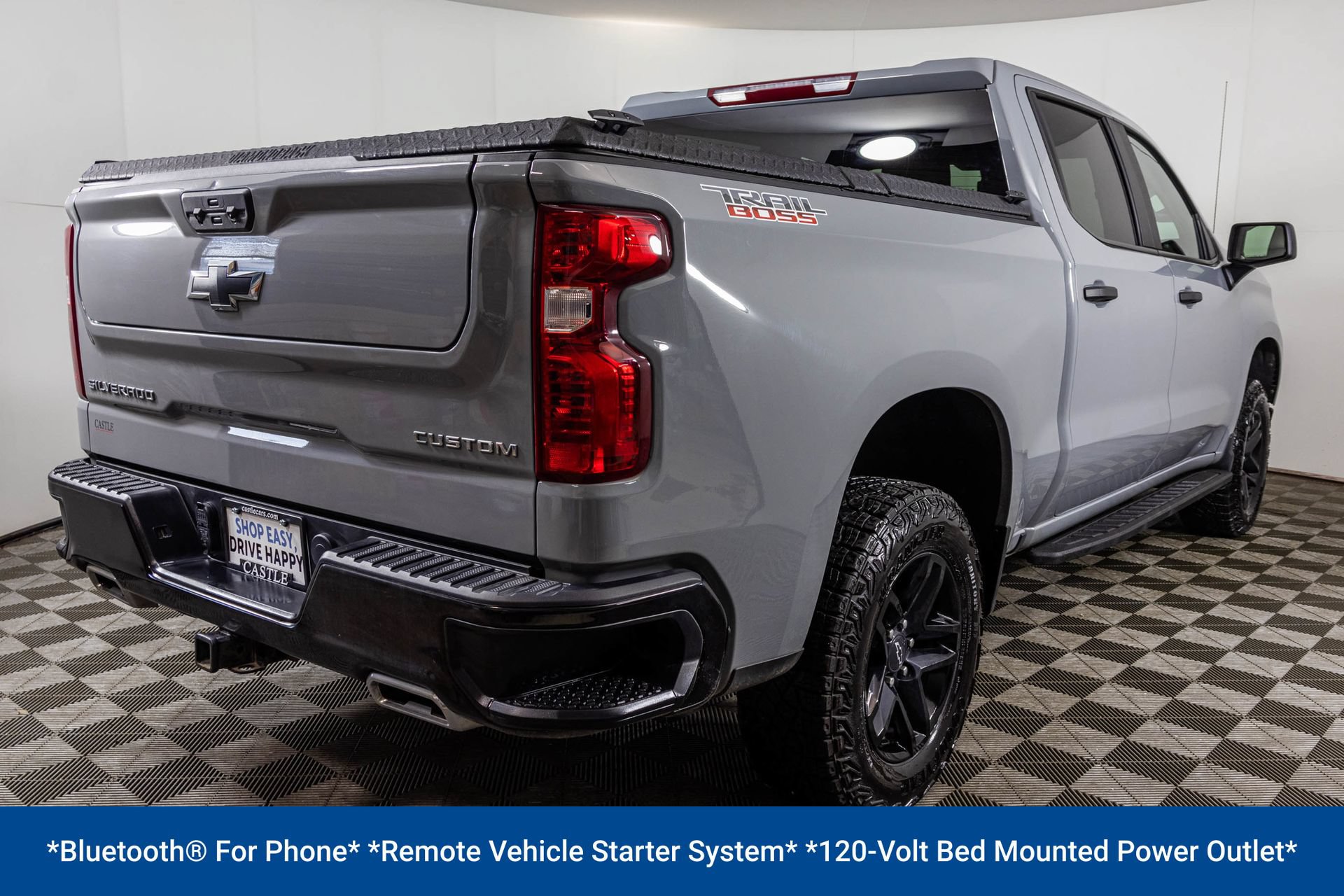 Used 2025 Chevrolet Silverado 1500 Custom Trail Boss AWD/4WD image 15